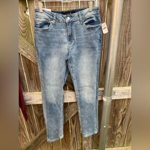 👗Joe’s Jeans the rad skinny fit jeans